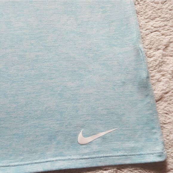 Nike Dri Fit Light Blue Top Size Small - Picture 3 of 3